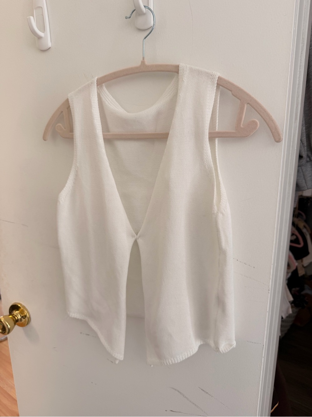 Women's Cream Knit Sleeveless V-Neck Top